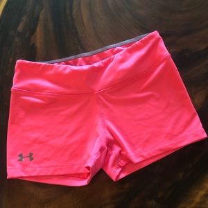 Pink Under Armour booty shorts pink 💕